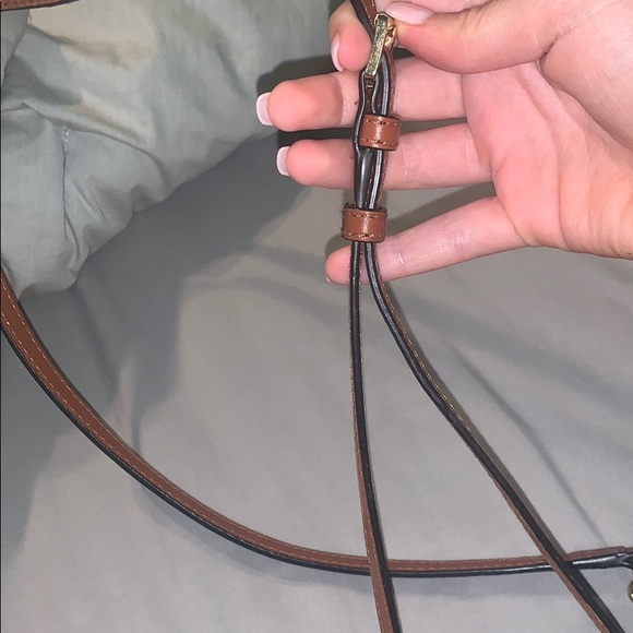 MK CROSSBODY - Picture 6 of 8